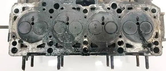 Volkswagen PASSAT B6 Engine head 038103373R