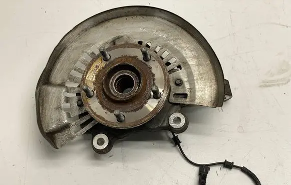 Chrysler Pacifica Front wheel hub 68189018AC