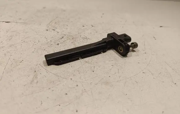 BMW 5 F10 F11 Crankshaft position sensor 7805188