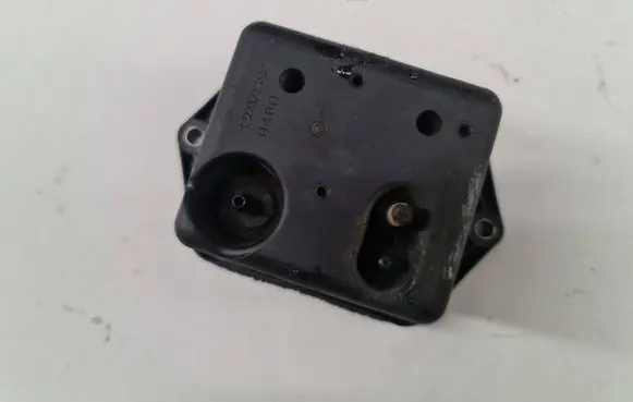 Opel Zafira B Vacuum air tank 46845905