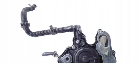 Volkswagen Touareg III Oil breather separator 06K103495AS