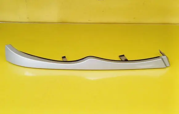 Under headlight/headlamp trim