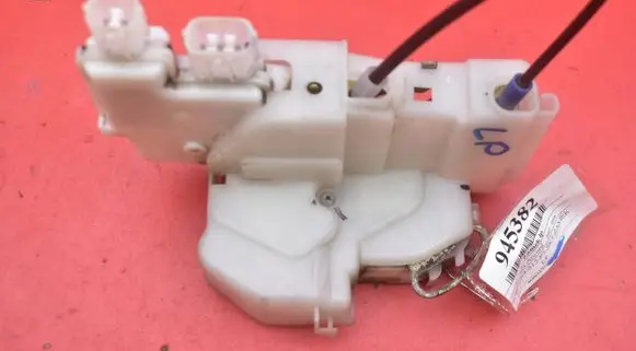 Honda Accord Front door lock