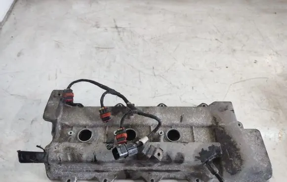 Hyundai Santa Fe Rocker cam cover 