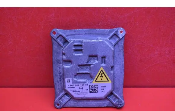Renault Megane III Voltage converter/converter module 130732915301