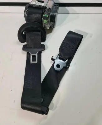 BMW X6 F16 Front seatbelt 7343629