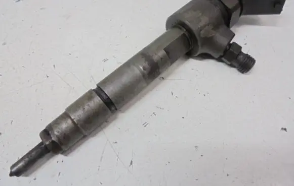 Fuel injector