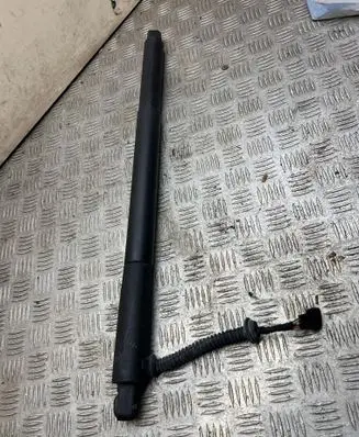 BMW 5 GT F07 Tailgate/trunk strut/damper