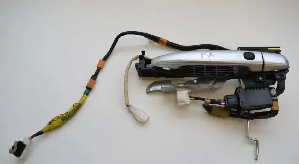 Lexus GS 300 350 430 450H Front door exterior handle 48411010620