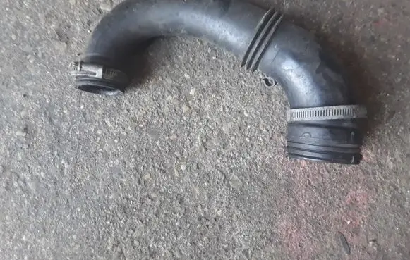 Renault Trafic II (X83) Intercooler hose/pipe 8200082448