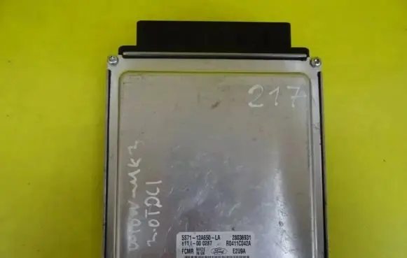 Ford Mondeo Mk III Engine control unit/module 5S71-12A650-LA