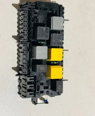 Mercedes-Benz GLE (W166 - C292) Fuse box set A1669068201