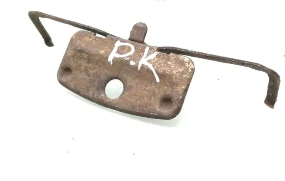BMW 5 E60 E61 Front brake pad spring 