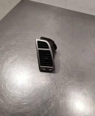 Dashboard side air vent grill/cover trim