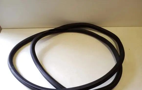 Mercedes-Benz GLC C254 Rear door rubber seal (on body) A2546970100