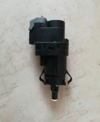 Ford Focus C-MAX Brake pedal sensor switch 3M5T13480AB
