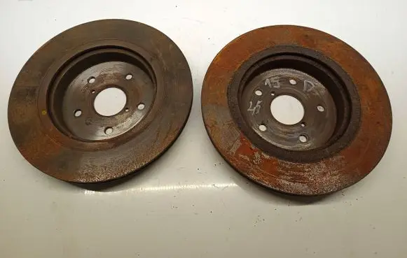 Subaru Outback (BS) Rear brake disc 26700AL010