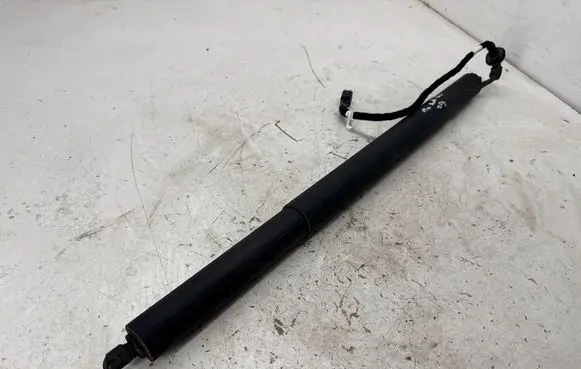 Audi Q3 F3 Tailgate/trunk strut/damper 83A827851A