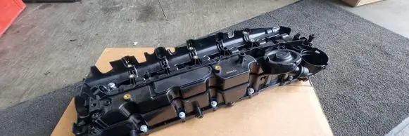 BMW 5 F10 F11 Rocker cam cover 11218591724 8591724 N57D30B