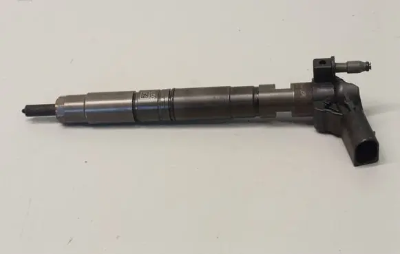Audi Q5 SQ5 Fuel injector 03L130277 0445116030