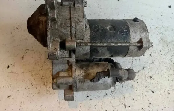 KIA Sportage Starter motor MG122404