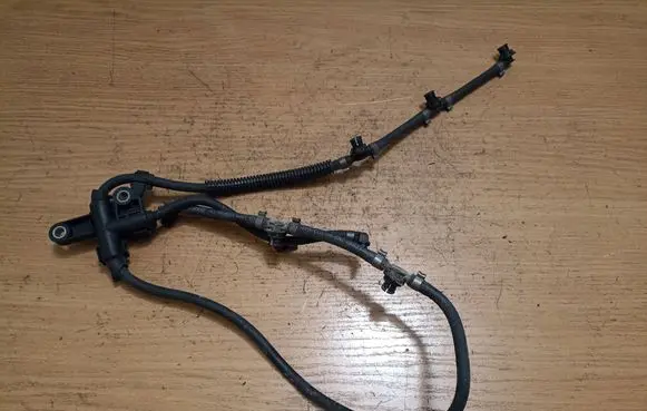 Mercedes-Benz ML W164 Fuel return line/hose A6420705532 A6420780341