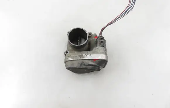 Volkswagen Polo IV 9N3 Throttle body valve 036133062N
