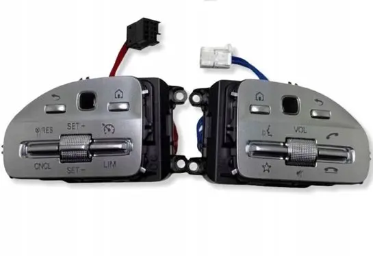 Mercedes-Benz CLA C117 X117 W117 Steering wheel buttons/switches A0999059708 A0999050504