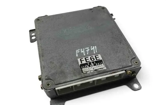 Mazda 2 Engine control unit/module ECU FE6E18881E