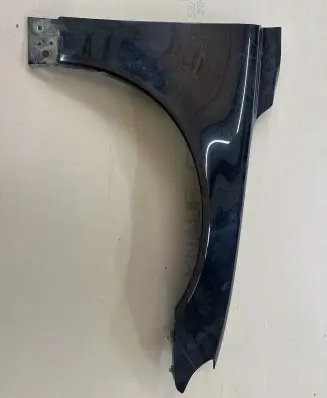 Volvo V70 Fender