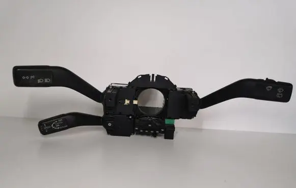 Volkswagen PASSAT B6 Indicator stalk 3C9953513B