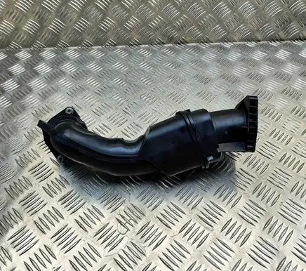Porsche Cayenne (9Y0 9Y3) Intercooler hose/pipe 06M145673DA