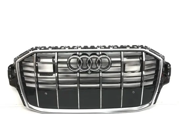 Audi Q7 4M Front grill 4M0853651A
