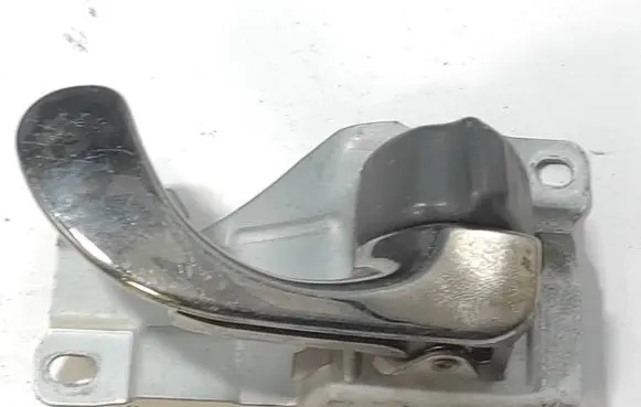 Mitsubishi Galant Front door interior handle 