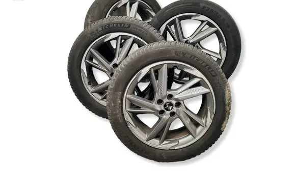 Citroen DS7 Crossback R19 alloy rim 