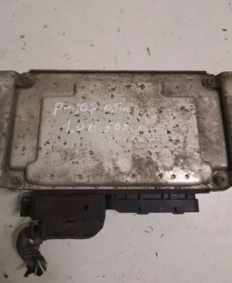 Peugeot 107 Engine control unit/module 0261208704 896610H012