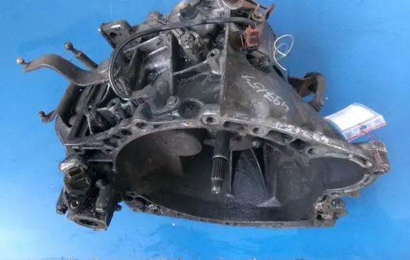 Peugeot Partner Manual 6 speed gearbox 