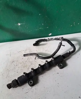 Toyota Corolla Verso AR10 Fuel main line pipe