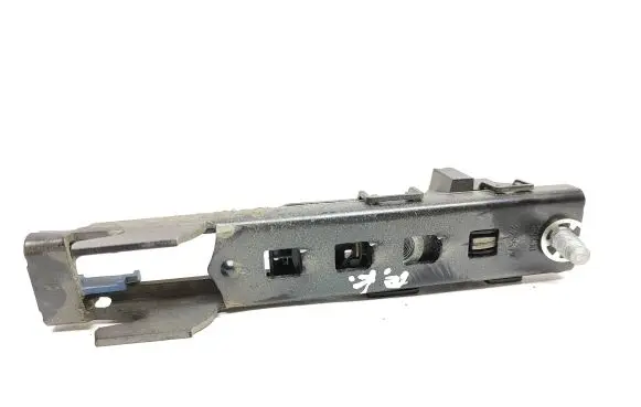 Mercedes-Benz Vito Viano W447 Seat belt height adjuster A4478600088 070218