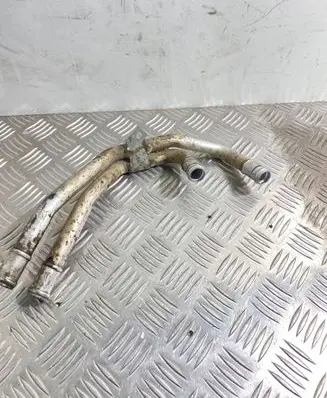 Volkswagen Touareg II Engine coolant pipe/hose