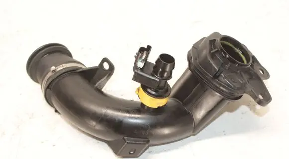 Air intake hose/pipe