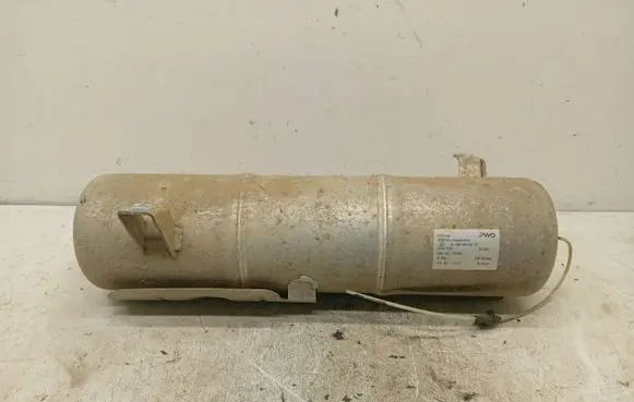 Mercedes-Benz GL X166 Air suspension tank/reservoir A1663200215 P02448
