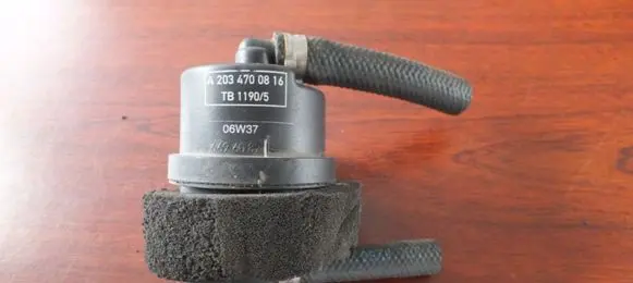 Mercedes-Benz CLK A209 C209 Vacuum valve A2034700816