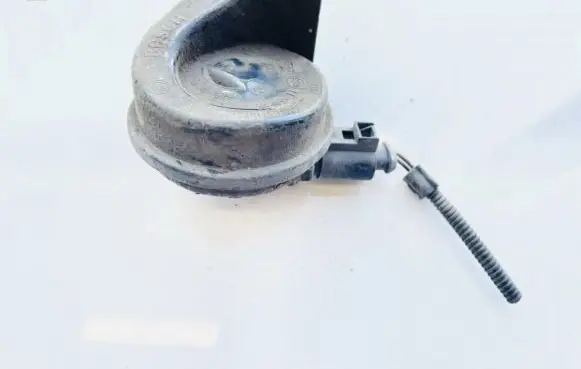 Volkswagen Golf V Horn signal e9703881157