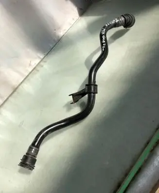 Mercedes-Benz GLA H247 Engine coolant pipe/hose A1775017102