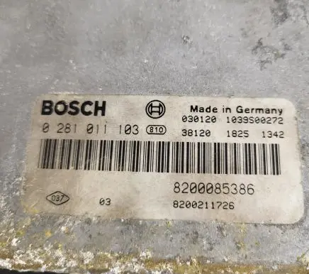 Renault Espace - Grand espace IV Engine control unit/module 8200211726 8200085386 0281011103