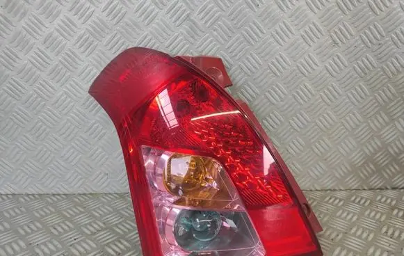 Suzuki Swift I Rear/tail lights
