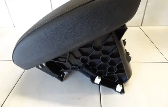 Opel Grandland X Armrest YP00057177