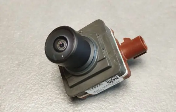 Volkswagen Amarok II Reversing camera ML3T19G490BC 2HJ063511C