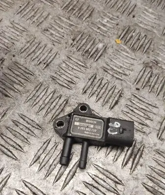 Volkswagen PASSAT B6 Air pressure sensor 0281002710